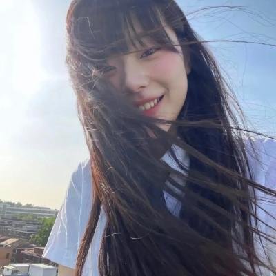 伊菲吉妮娅封面